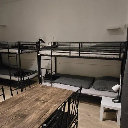 Monteurwohnung Nähe Düsseldorf 2-4 Personen * Krefeld