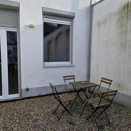 Monteurwohnung Nähe Düsseldorf 2-4 Personen *