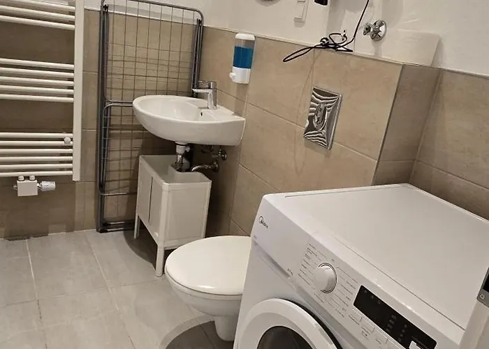 Monteurwohnung Naehe Duesseldorf 2-4 Personen Lejlighed