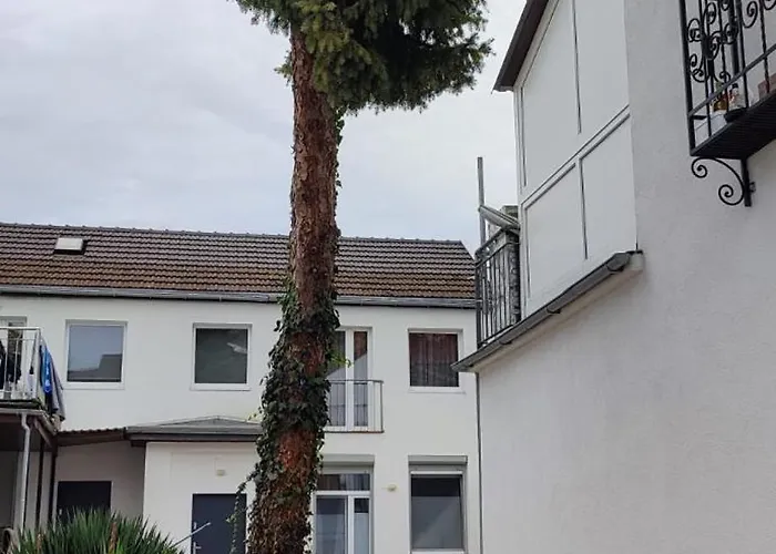 Monteurwohnung Naehe Duesseldorf 2-4 Personen *