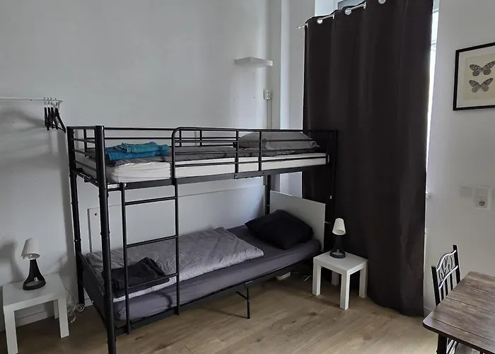 Monteurwohnung Naehe Duesseldorf 2-4 Personen Lejlighed *